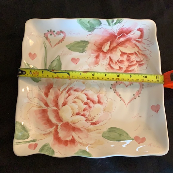 2 beautiful serving plates love a more flowers - Picture 4 of 6